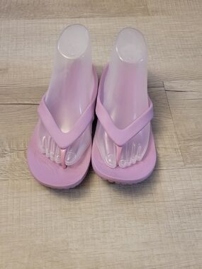 CROCS Pink Platform Flip Sandals